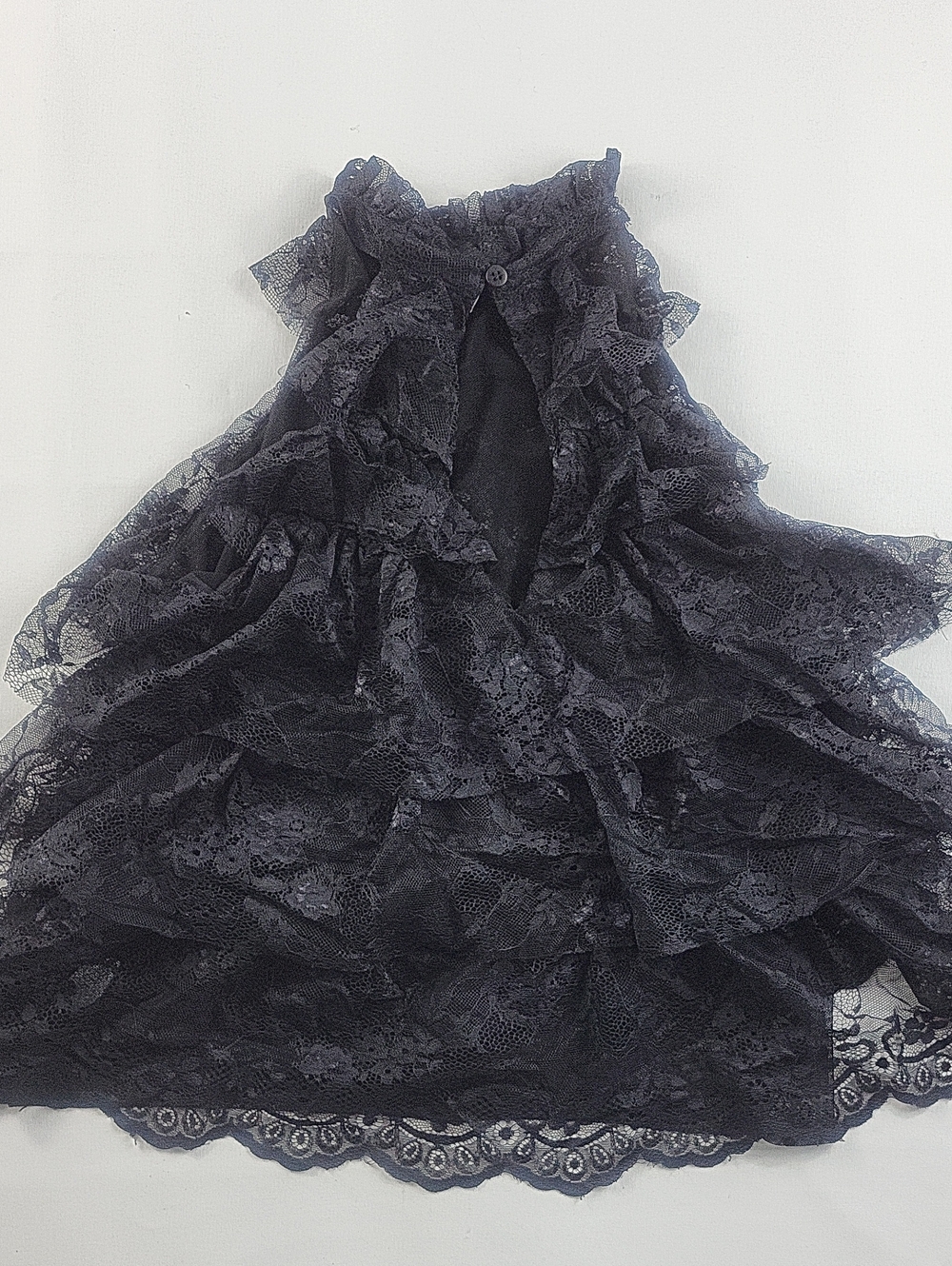 Melanie Lyne Black Lace Tiered Ruffle Mock Neck Sleeveless Top - Picture 4 of 9